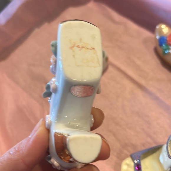 Shoe Collection - Picture 12 of 16